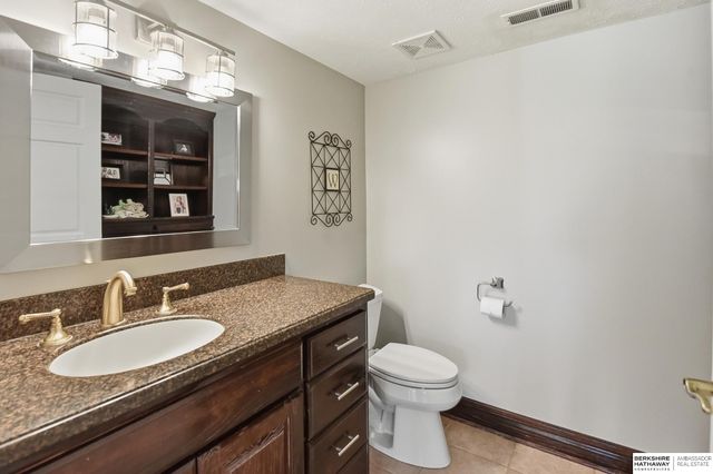 1544 Kameo Drive, Fort Calhoun, NE 68122