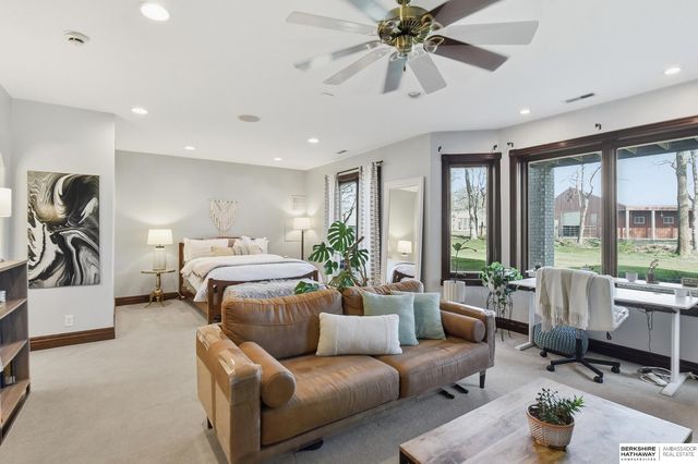 1544 Kameo Drive, Fort Calhoun, NE 68122