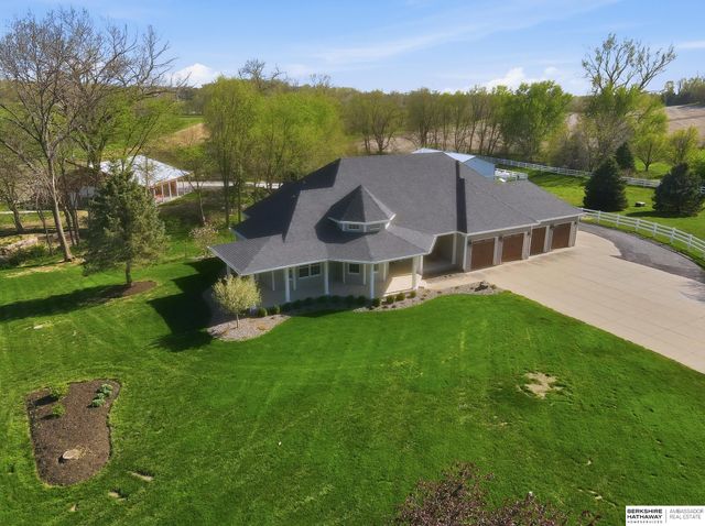 1544 Kameo Drive, Fort Calhoun, NE 68122