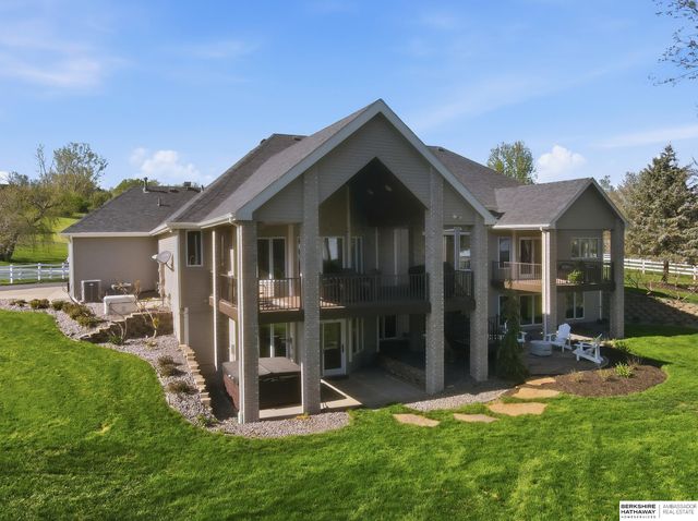 1544 Kameo Drive, Fort Calhoun, NE 68122