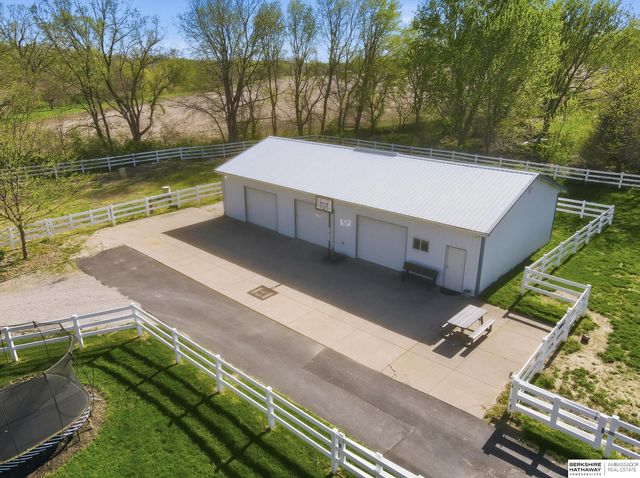 1544 Kameo Drive, Fort Calhoun, NE 68122
