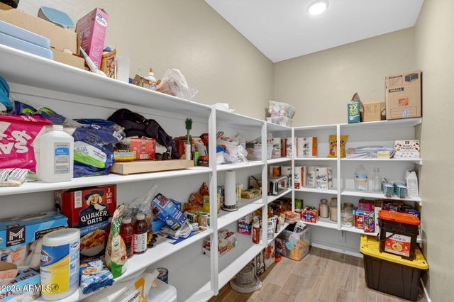 18227 W VOGEL Avenue, Goodyear, AZ 85338
