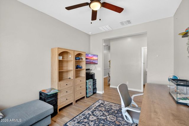 18227 W VOGEL Avenue, Goodyear, AZ 85338