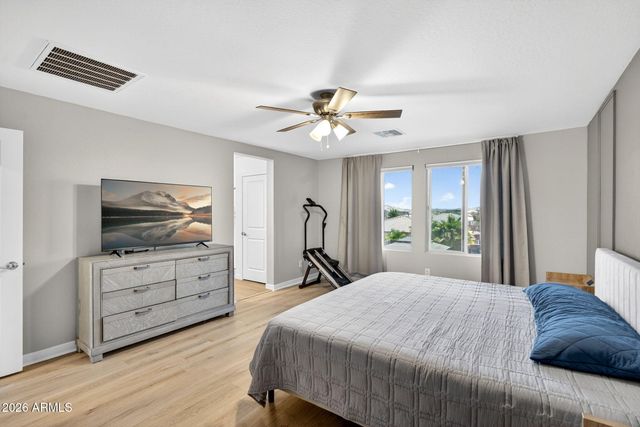 18227 W VOGEL Avenue, Goodyear, AZ 85338