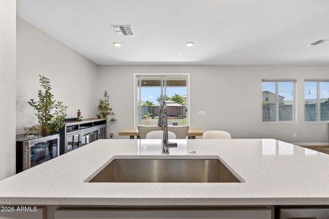 18227 W VOGEL Avenue, Goodyear, AZ 85338