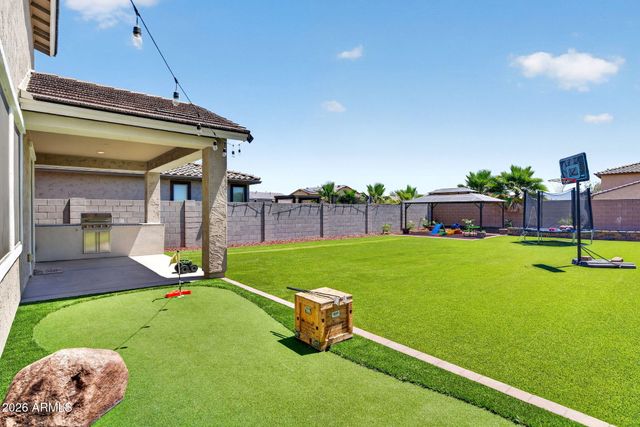 18227 W VOGEL Avenue, Goodyear, AZ 85338