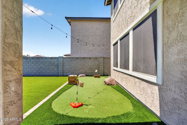 18227 W VOGEL Avenue, Goodyear, AZ 85338