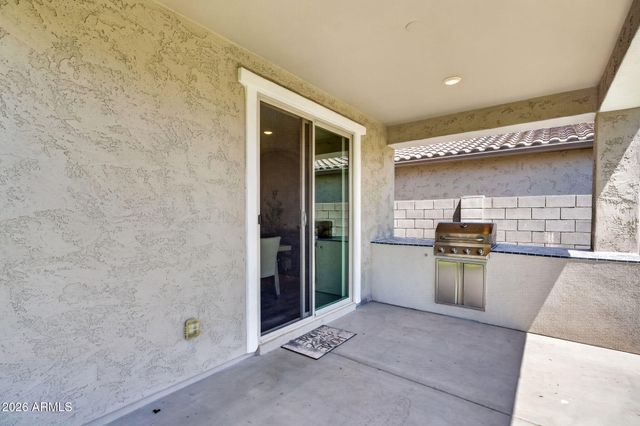 18227 W VOGEL Avenue, Goodyear, AZ 85338
