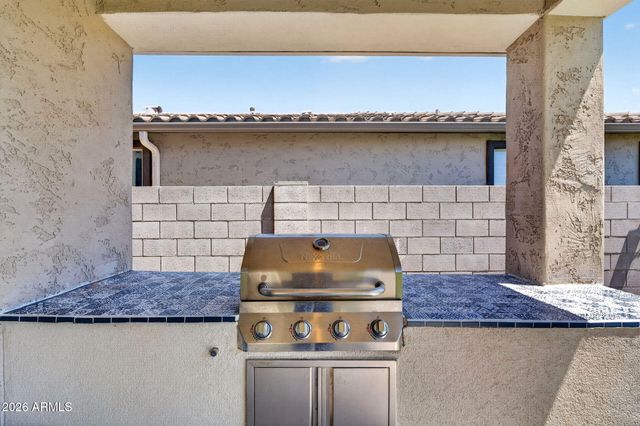 18227 W VOGEL Avenue, Goodyear, AZ 85338