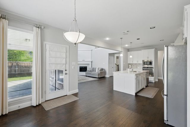 1617 Commons Way, Prosper, TX 75078