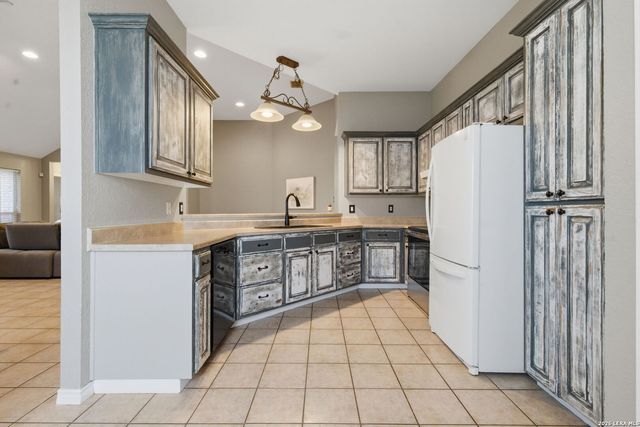 1686 Lantana, New Braunfels, TX 78130