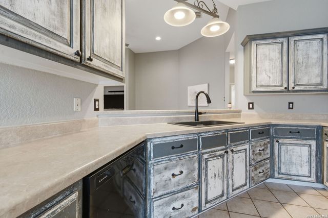1686 Lantana, New Braunfels, TX 78130