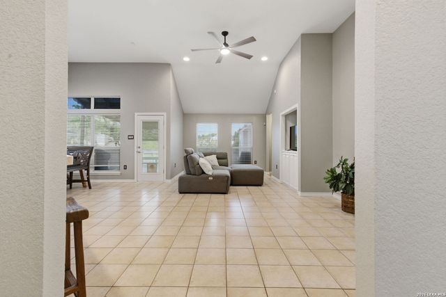 1686 Lantana, New Braunfels, TX 78130
