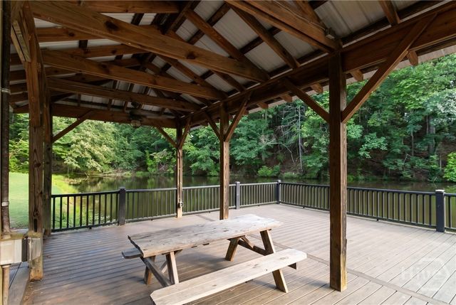 1051 Spring Creek Drive, Bishop, GA 30621