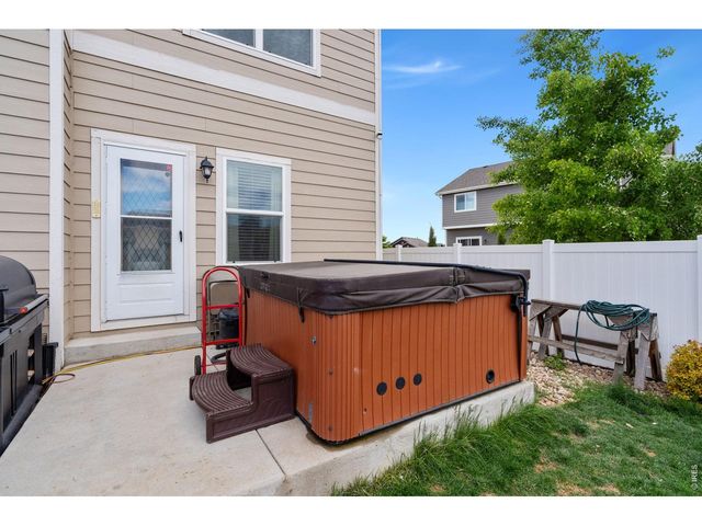 2701 Hydra Dr, Loveland, CO 80537