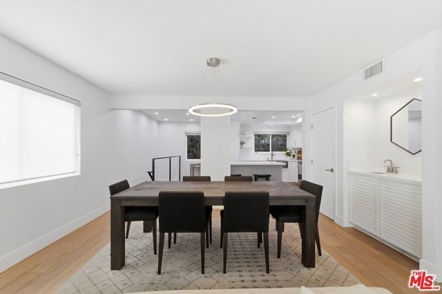 910 19th Street 101, Santa Monica, CA 90403