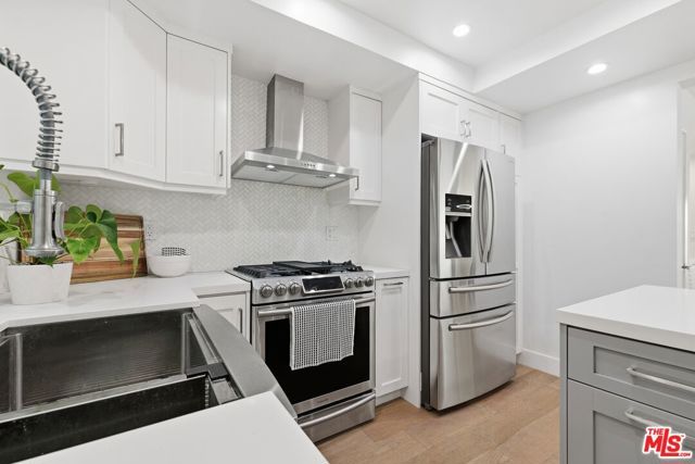 910 19th Street 101, Santa Monica, CA 90403