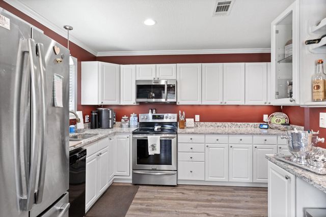 134 Somerset Dr., Hattiesburg, MS 39402