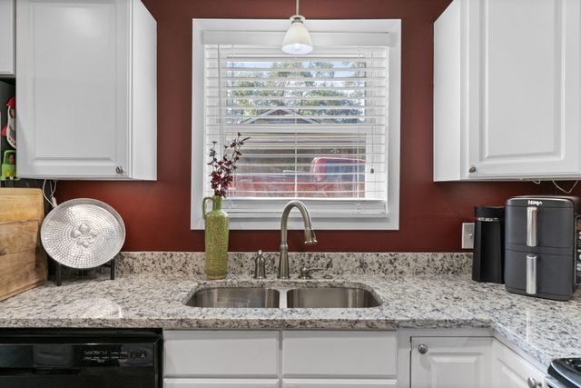 134 Somerset Dr., Hattiesburg, MS 39402