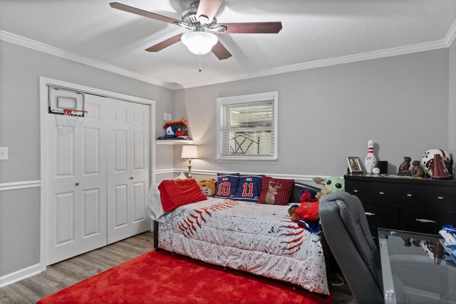 134 Somerset Dr., Hattiesburg, MS 39402