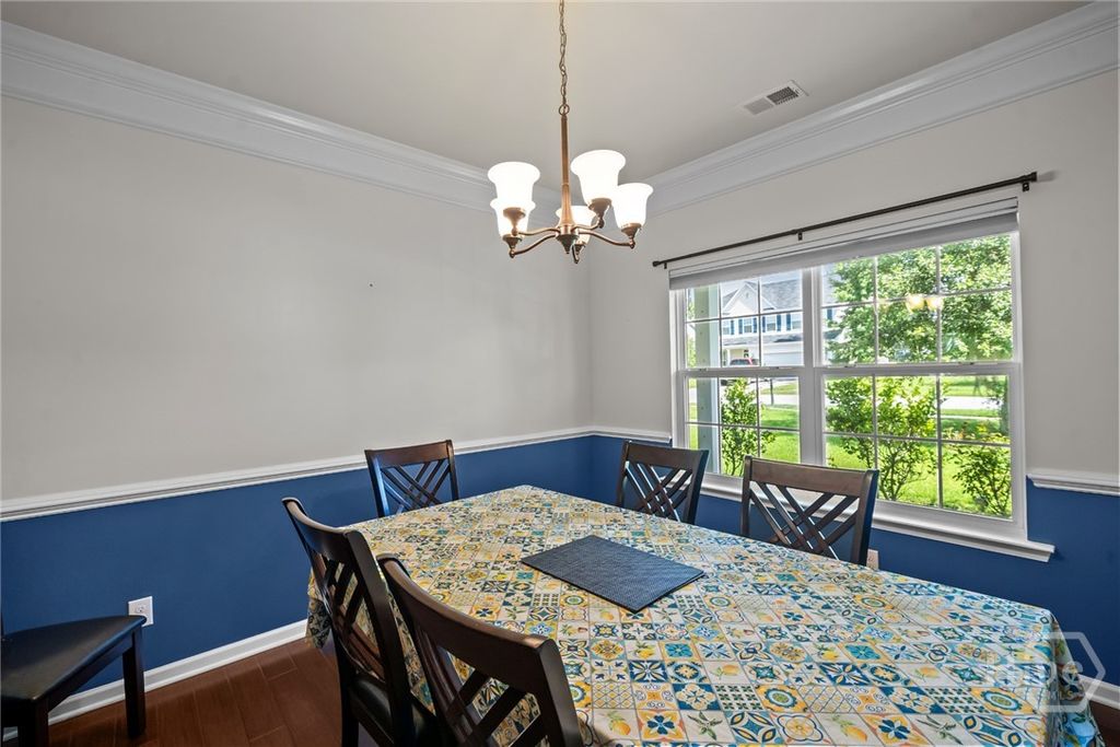 Image 15 of property listing at 105 Sail Maker Lane, Richmond Hill, GA 31324