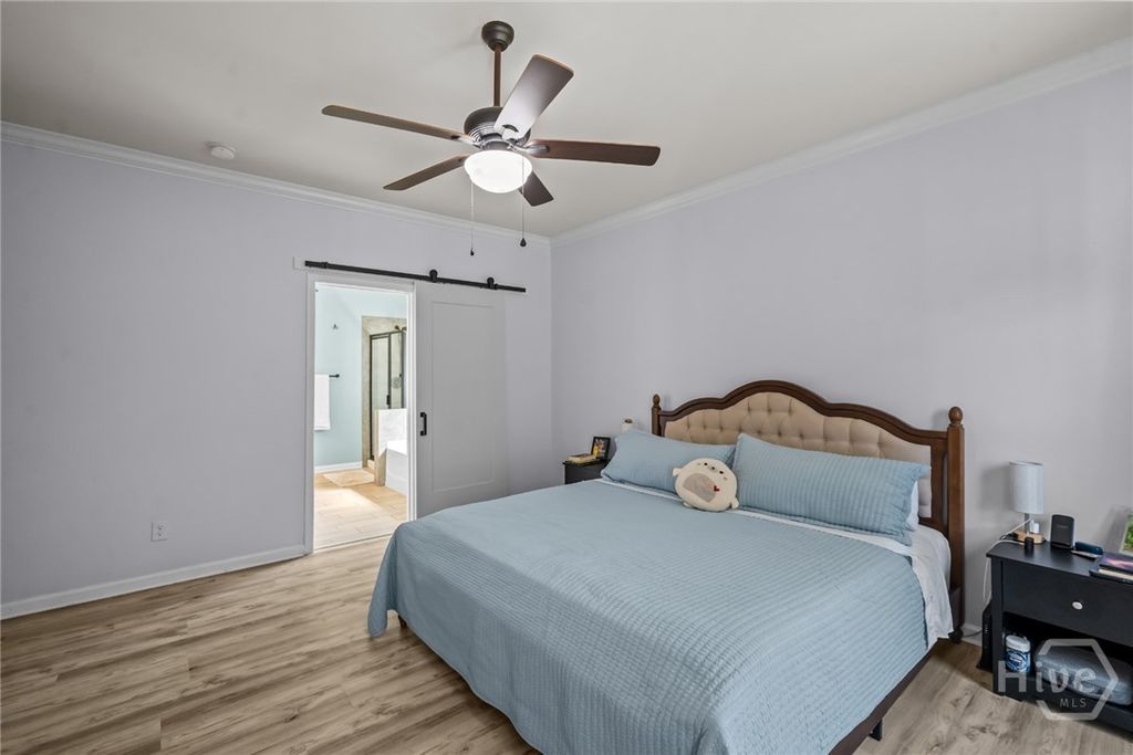 Image 19 of property listing at 105 Sail Maker Lane, Richmond Hill, GA 31324