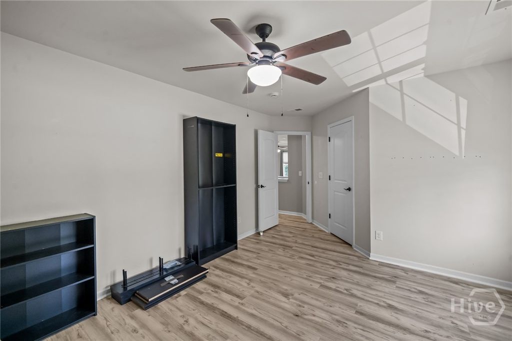 Image 35 of property listing at 105 Sail Maker Lane, Richmond Hill, GA 31324