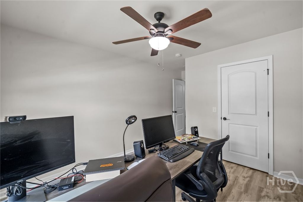 Image 40 of property listing at 105 Sail Maker Lane, Richmond Hill, GA 31324