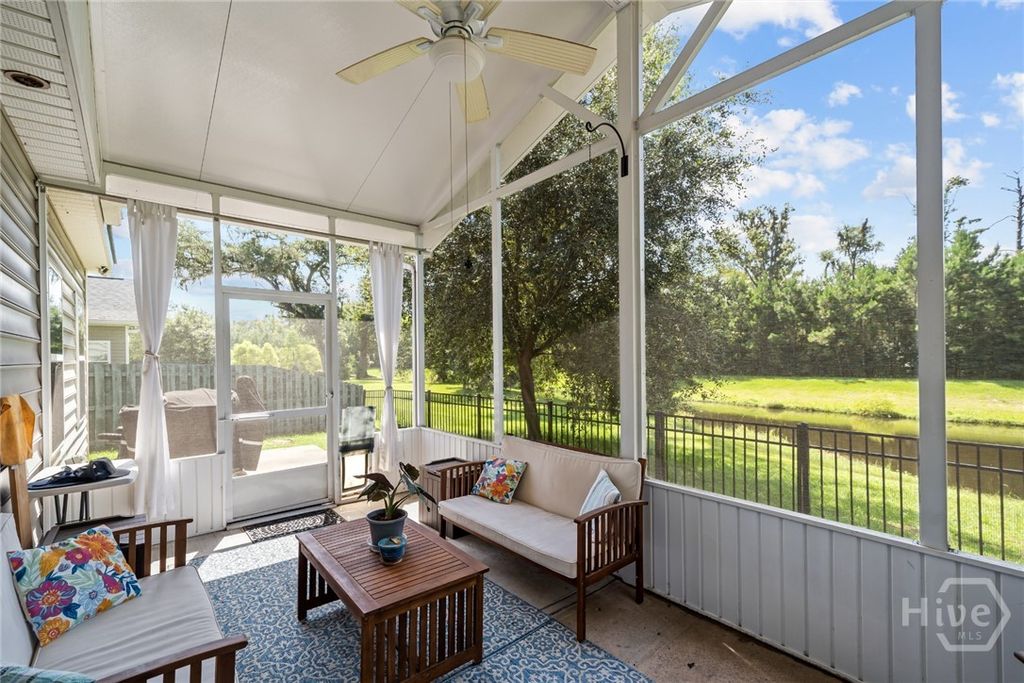 Image 41 of property listing at 105 Sail Maker Lane, Richmond Hill, GA 31324