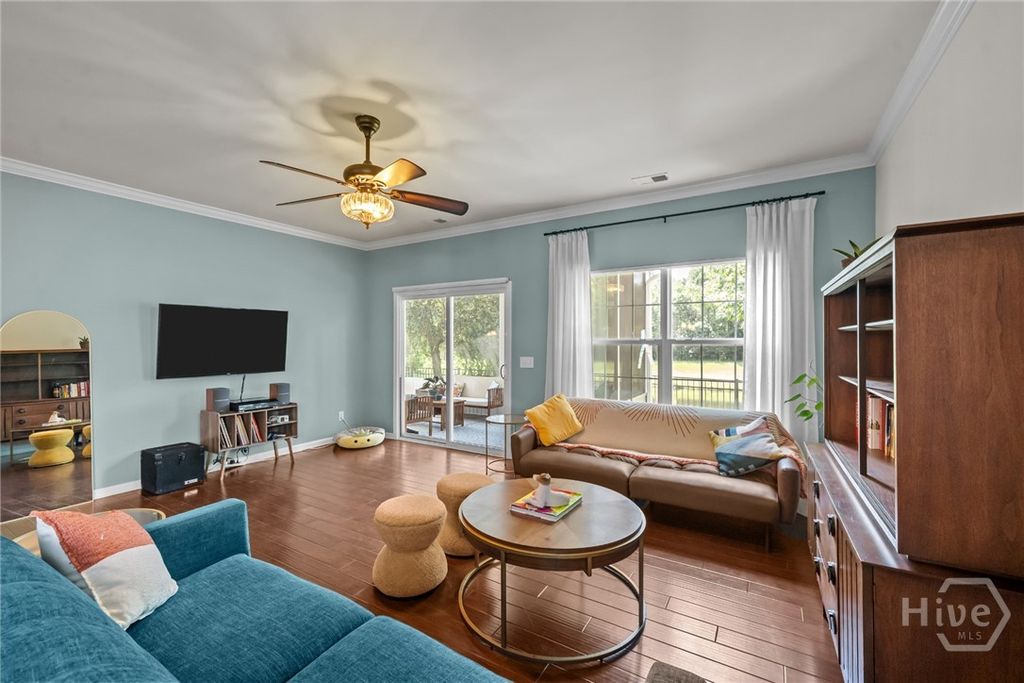 Image 7 of property listing at 105 Sail Maker Lane, Richmond Hill, GA 31324