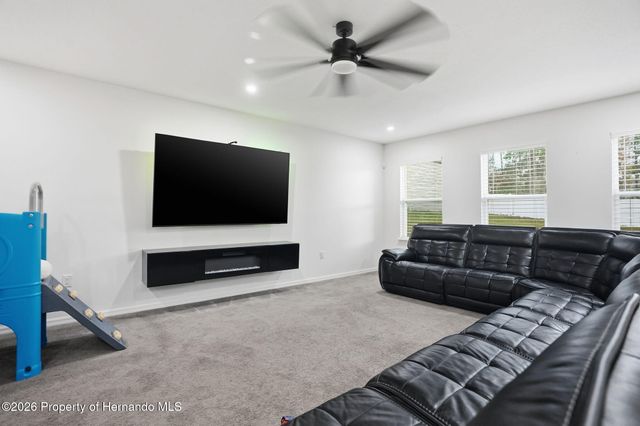 13286 Pendleton Street, Spring Hill, FL 34609