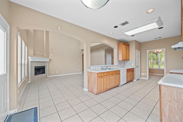 12714 Mardi Gras Drive, Houston, TX 77014