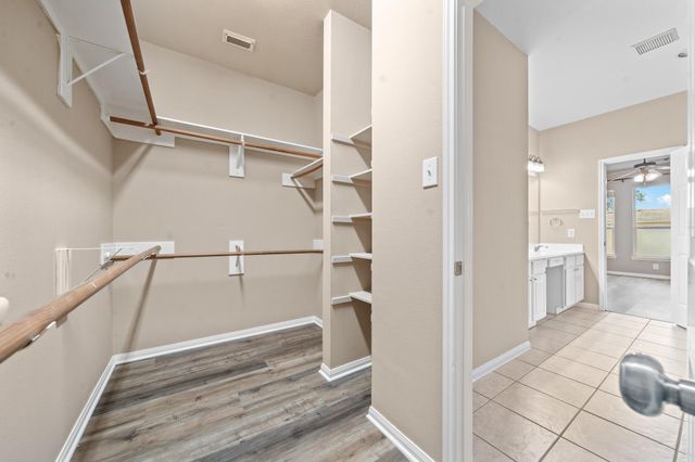 12714 Mardi Gras Drive, Houston, TX 77014