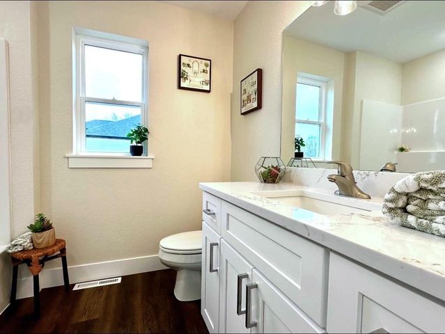 4801 Piper LANE, Mount Pleasant, WI 53403