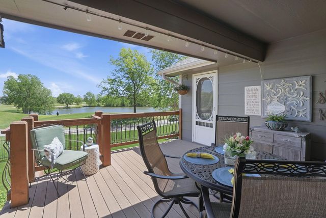 1230 S THREEWOOD, Wichita, KS 67235