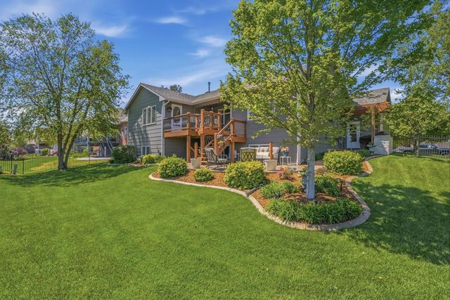 1230 S THREEWOOD, Wichita, KS 67235