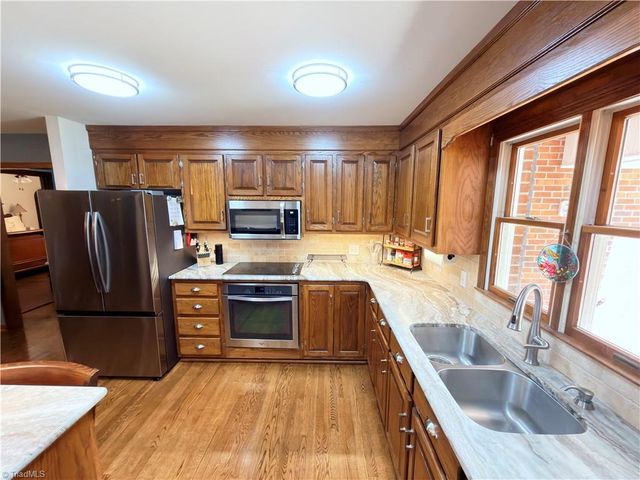 204 Windsor Park Drive, Dobson, NC 27017
