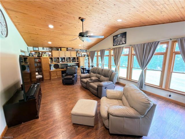 204 Windsor Park Drive, Dobson, NC 27017