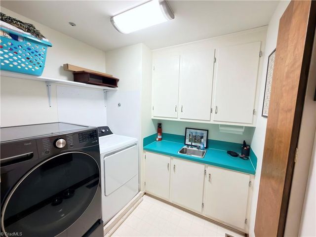 204 Windsor Park Drive, Dobson, NC 27017