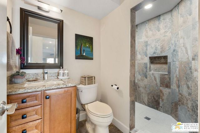 237 E Vista Royale Circle, Palm Desert, CA 92211