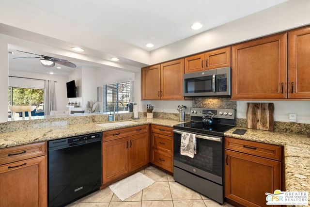 237 E Vista Royale Circle, Palm Desert, CA 92211