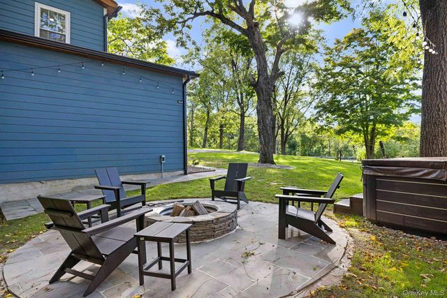 190 Leggs Mills Road, Lake Katrine, NY 12449
