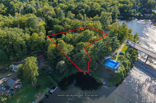 190 Leggs Mills Road, Lake Katrine, NY 12449