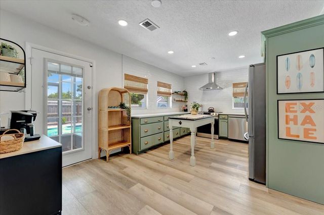 1389 CHESTERFIELD DRIVE, Clearwater, FL 33756