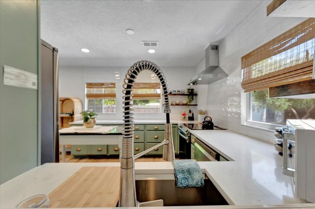 1389 CHESTERFIELD DRIVE, Clearwater, FL 33756