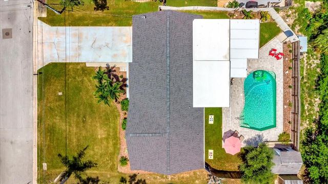 1389 CHESTERFIELD DRIVE, Clearwater, FL 33756