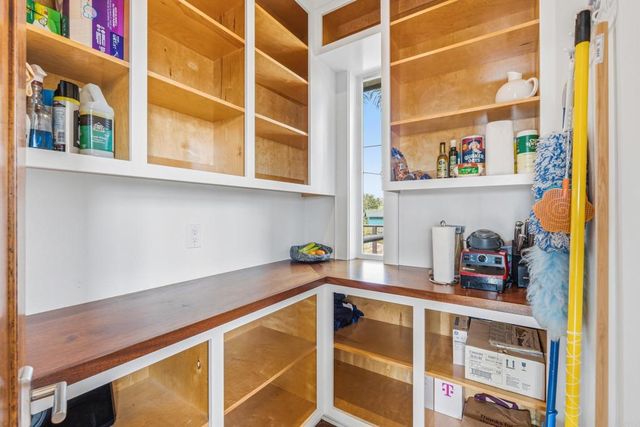 2705 Highland Drive, Carlsbad, CA 92008