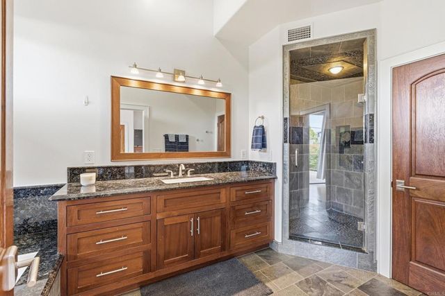 2705 Highland Drive, Carlsbad, CA 92008