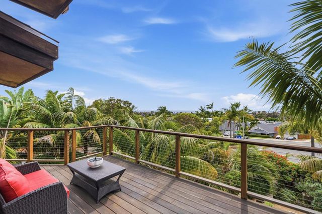 2705 Highland Drive, Carlsbad, CA 92008