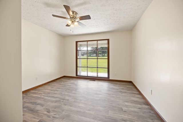 288 Jones Drive, Russell Springs, KY 42642
